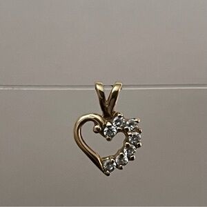 Vintage Heart Petite Pendant 10k Gold CZ.